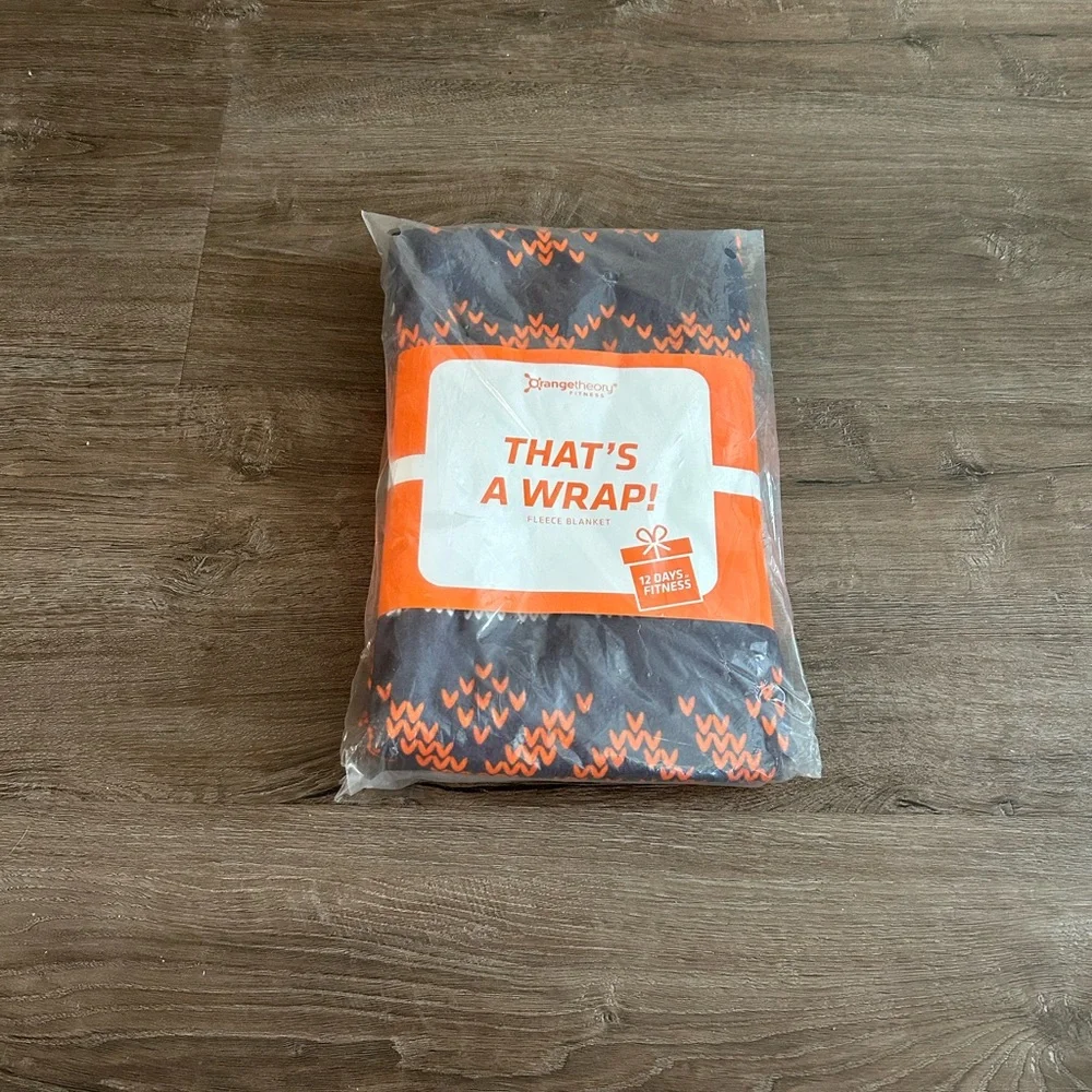 NWT Orangetheory Orange and Gray Fleece Blanket size 50 x 58